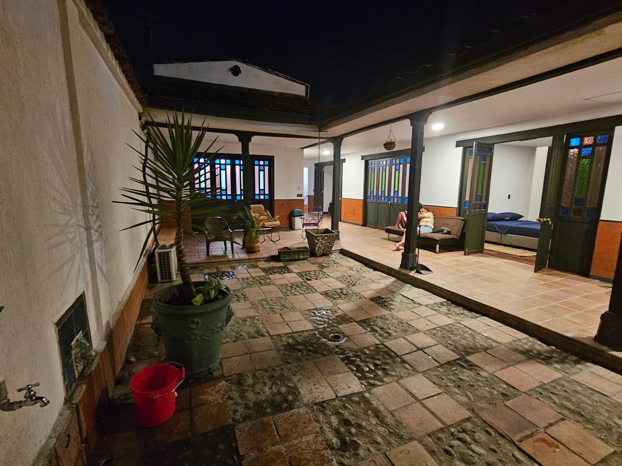 Casa Alba Hotel Cali Bagian luar foto